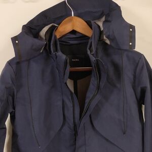 Isaora Luxury Rain Jacket